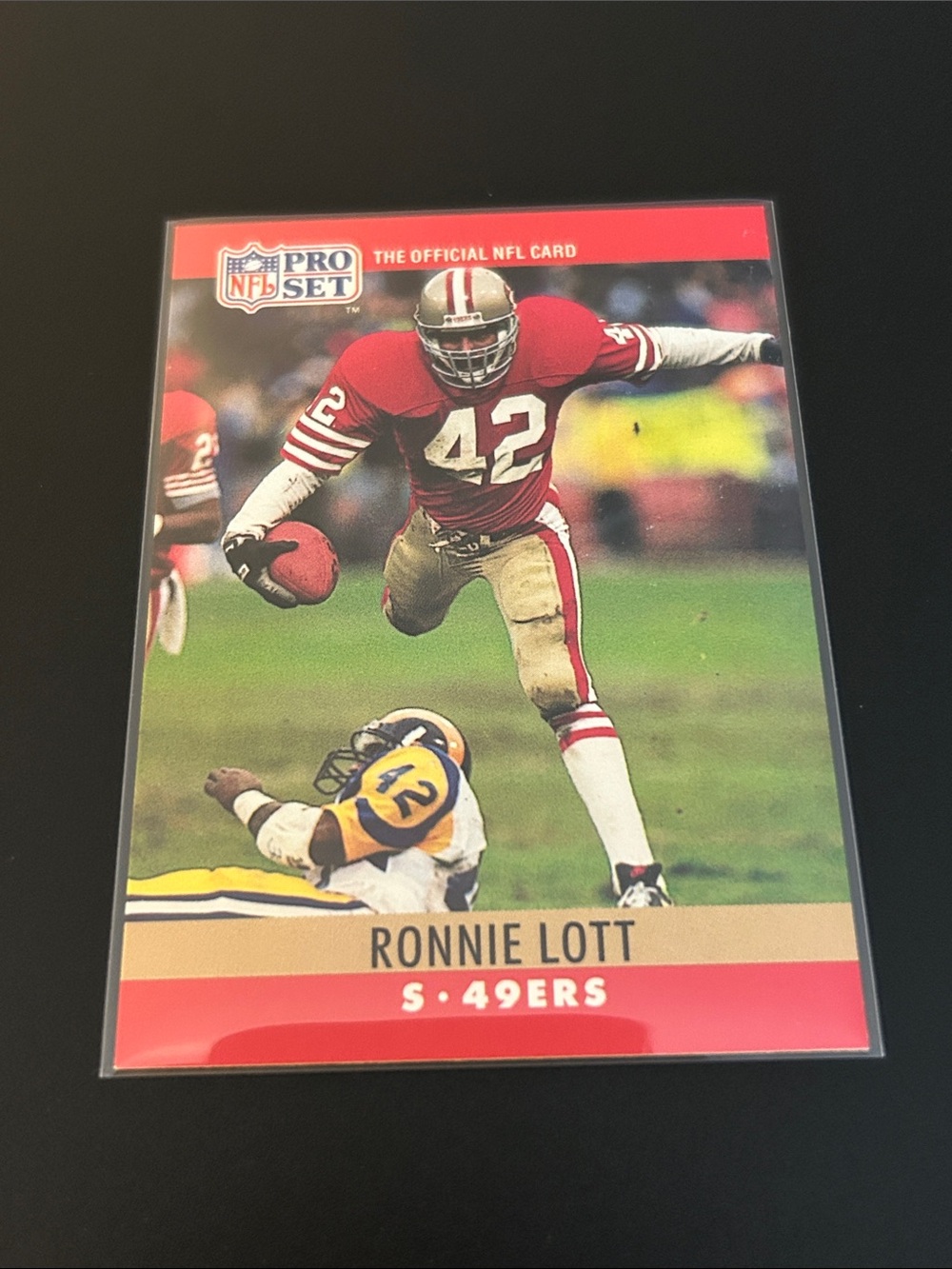 Ronnie Lott 49ers NFL Pro Set Football Card - Red & Gold